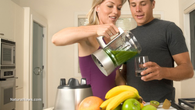 Juicing-Vegetable-Fruit-Juice-Healthy
