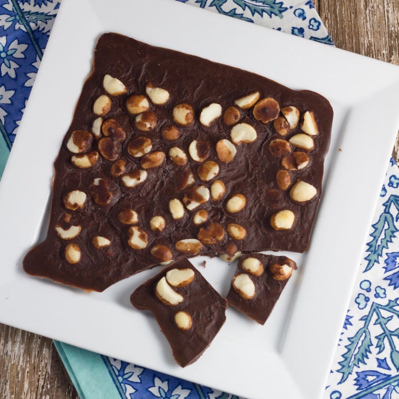 Chocolate-Macadamia_square-850x850