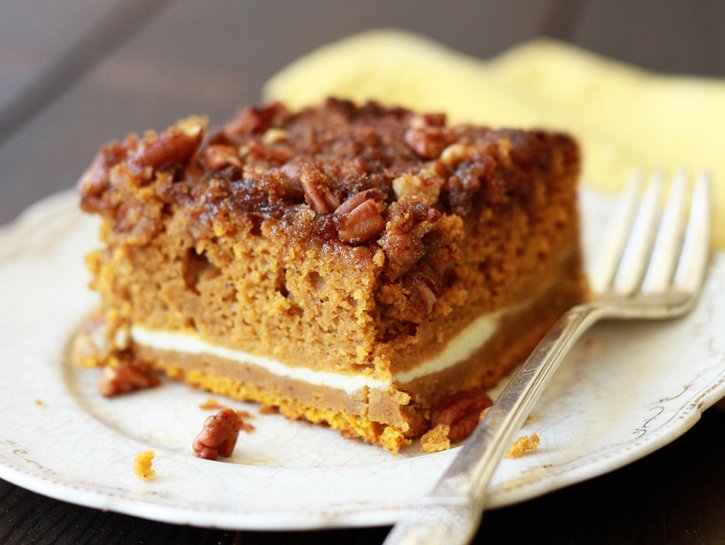 Pumpkin-Cream-Cheese-Crunch-Cake-QL.jpg.pagespeed.ic.2hkEIGMXjC