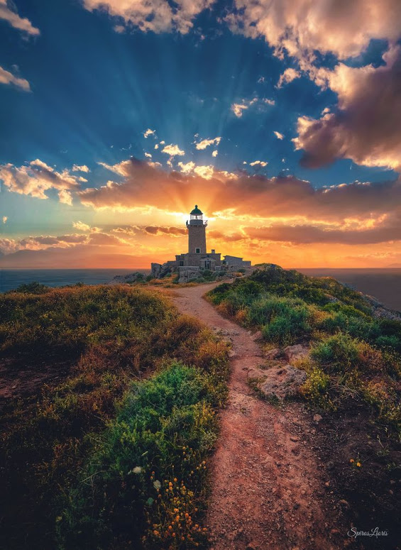 LIGHTHOUSE-SUNSET