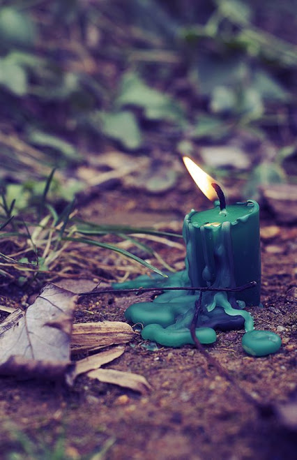 GREEN-CANDLE