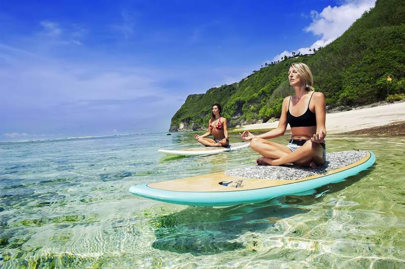 17-_karma-kandara-surf-yoga-at-karma-beach-1