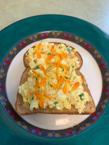 Calendula with egg salad